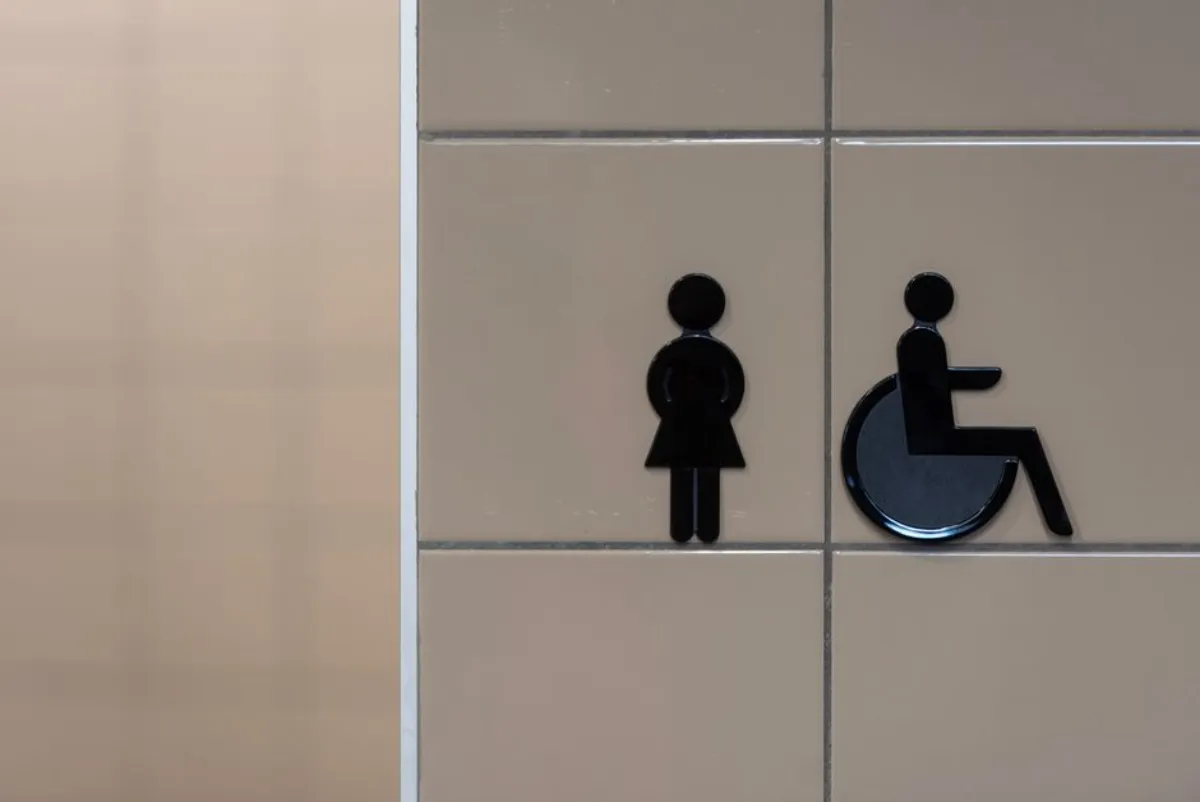 restroom sign