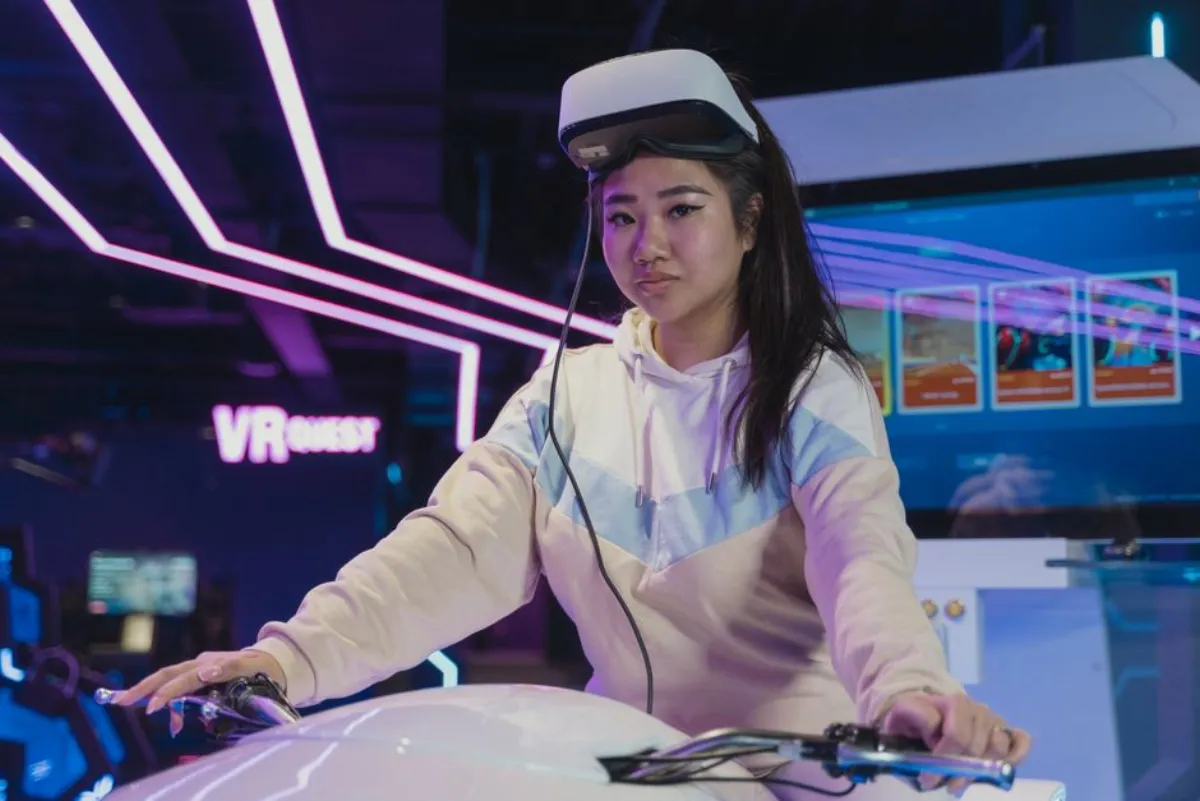 female gamer